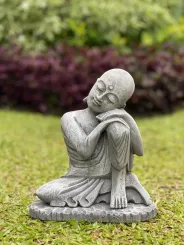 Amal - Buddha entspannt - linkes Knie hoch, 25 cm H | Steinguss 
